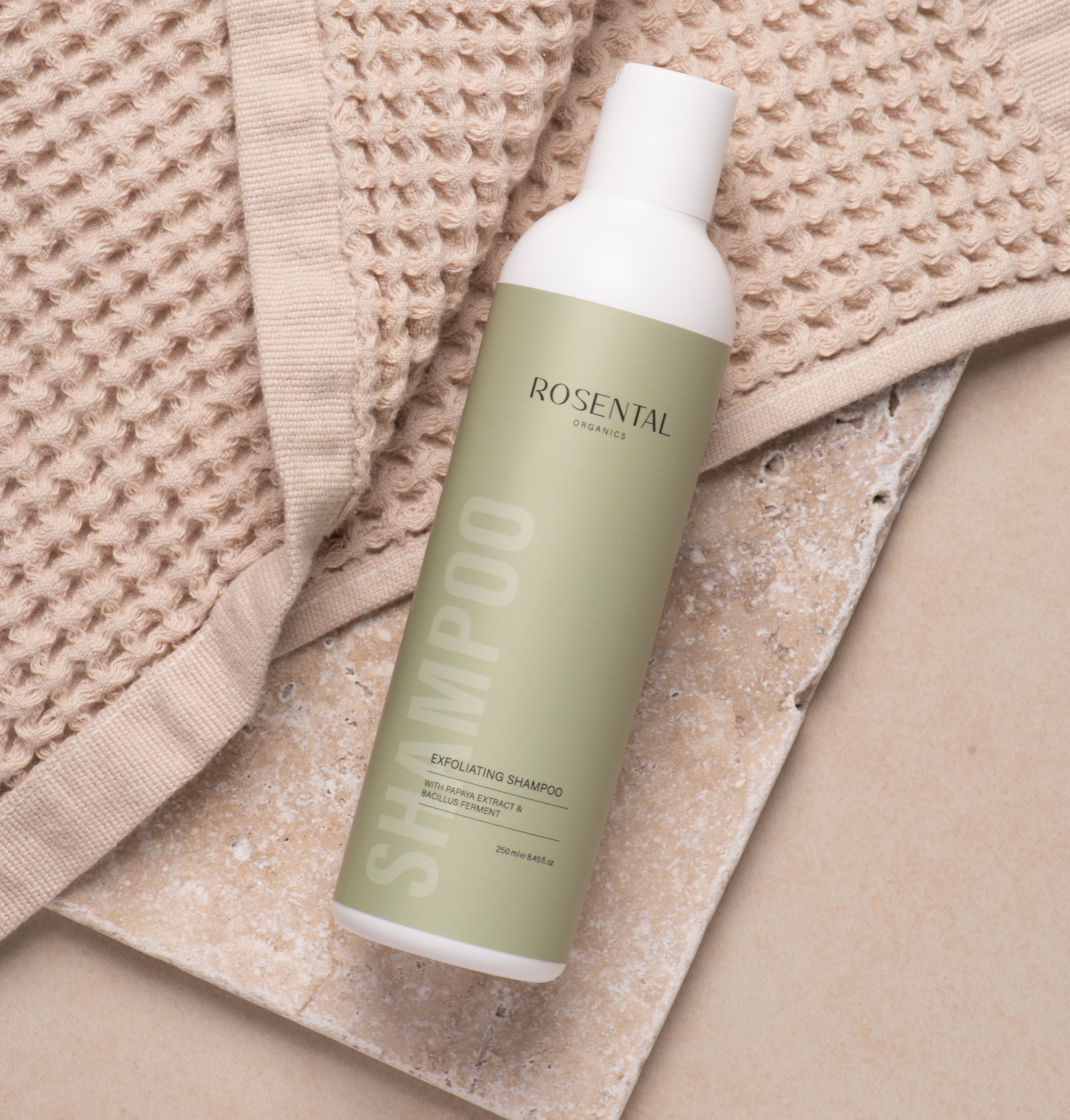 Scalp Exfoliating Shampoo | with papaya extract